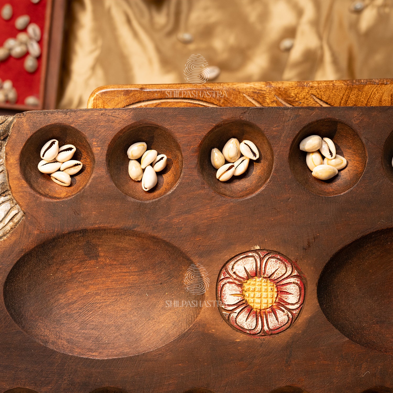 Hand Carved Mahogany Pallanguli Board with Elephant Motif – Traditional Mancala Game
