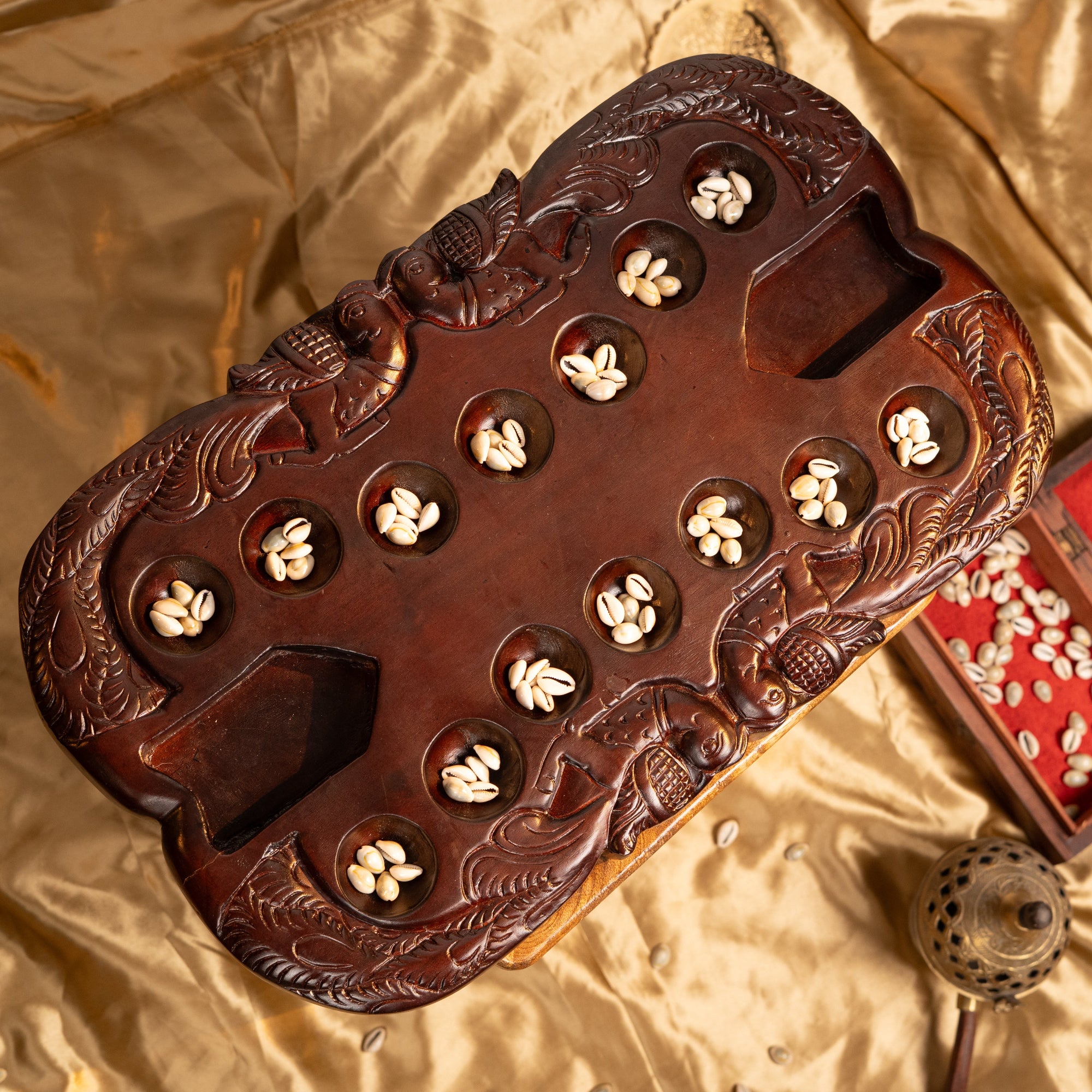 Hand Carved Mahogany Pallanguli Board with Peacock Motif – Melamine Finish Traditional Game