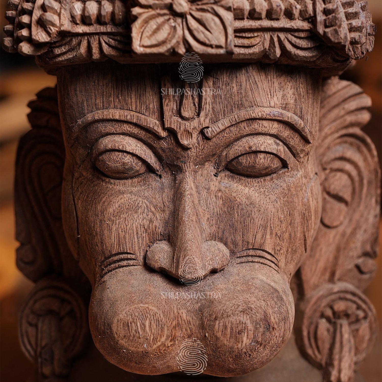 Kanden Seethaiyai (Hanuman Mukha Statue) Handcrafted 18 Inch Hanuman Wood Sculpture – Vaagai Wood Table Mount | Full Round Carving