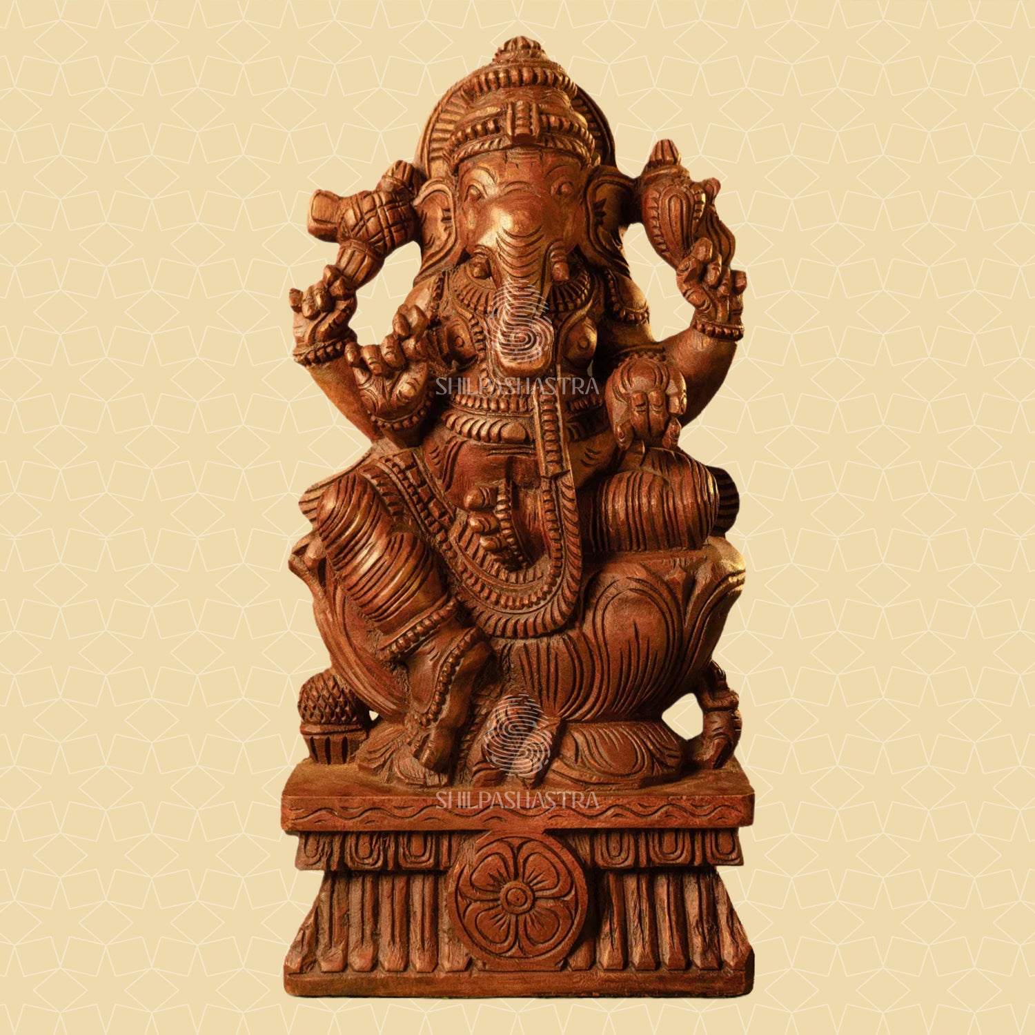 Valampuri Pillaiyar Handcrafted Wooden Idol