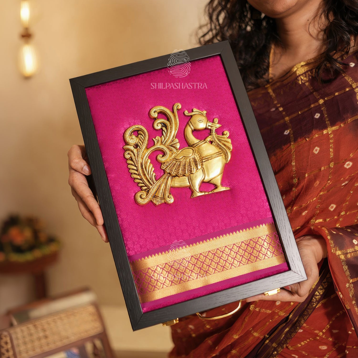 Premium Brass Annam Saree & Veshti Double Box – Magenta with Dark Pink Zari (14 × 9 × 2.75 Inches)