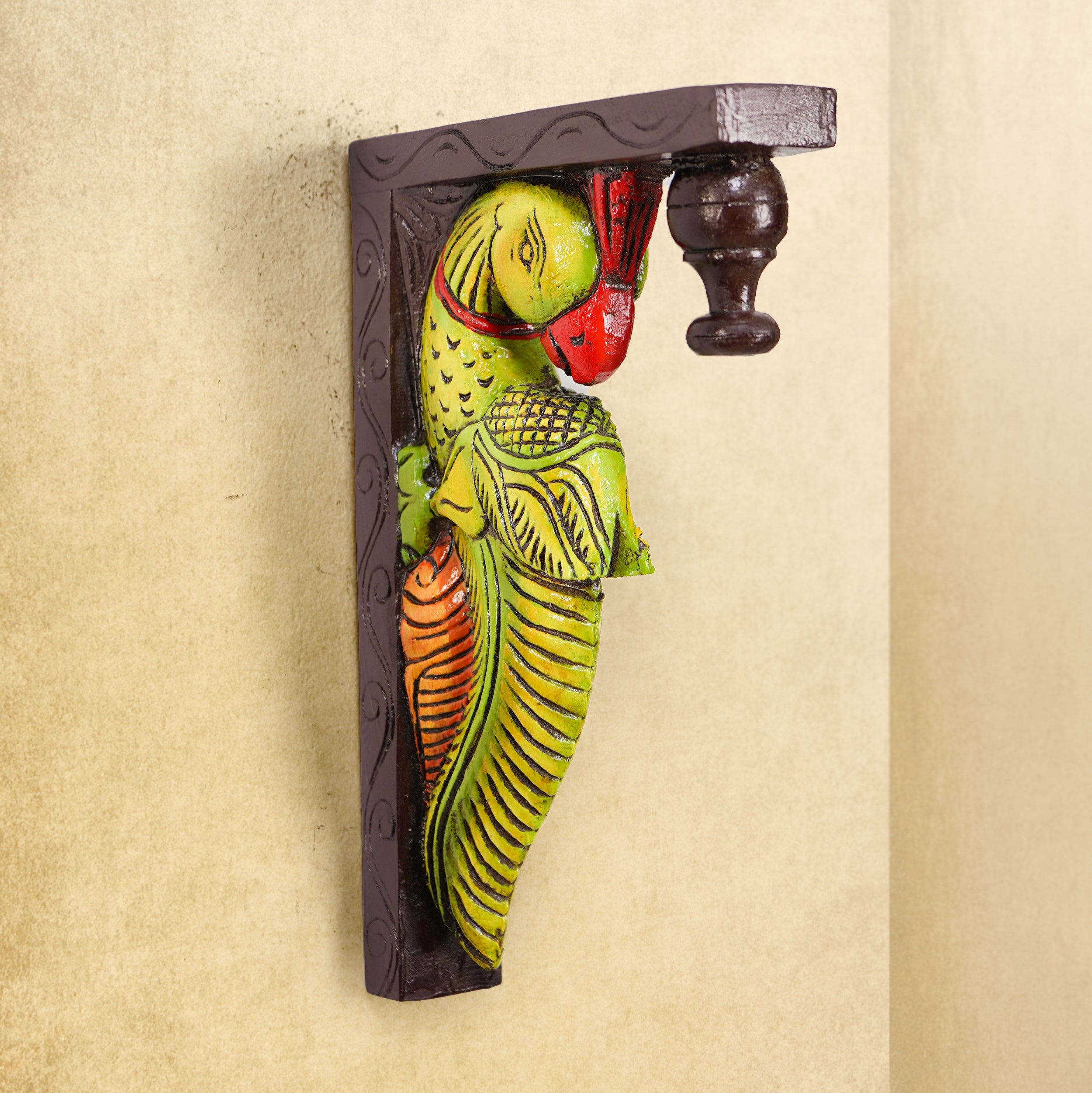 Shilpashastra_wood_scuplture_Parrot