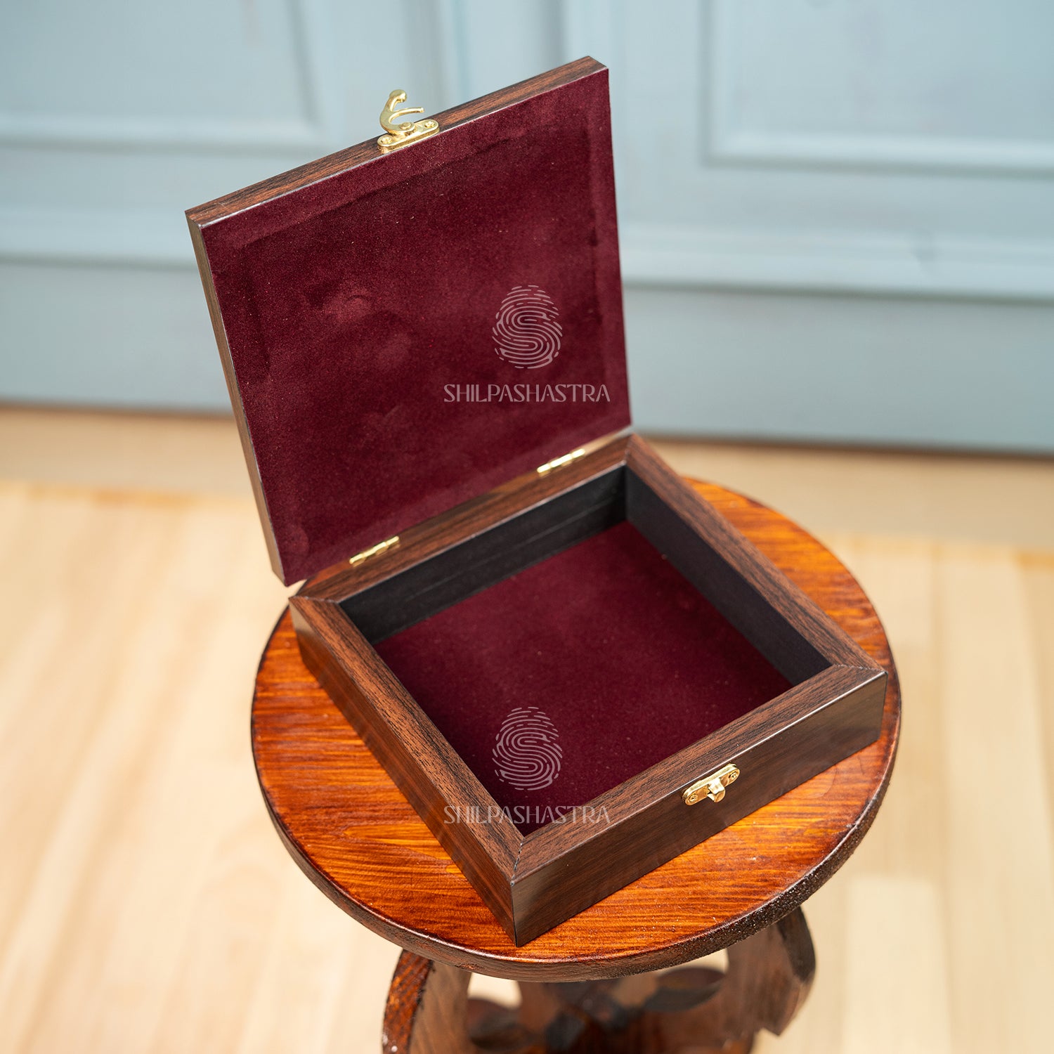 4x4 Inch Gold Foil Printed Jewel Box – Premium Jewellery & Gift Box