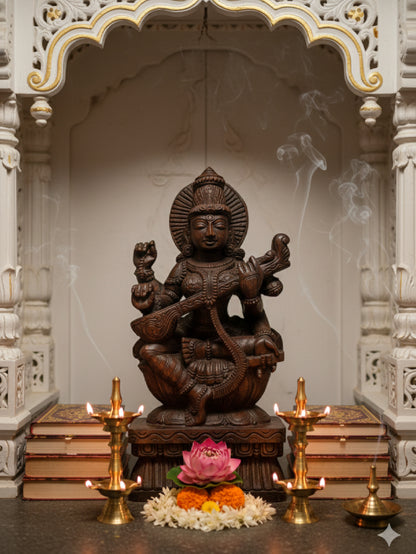 Goddess Saraswathi Idol – Traditional South Indian Art
