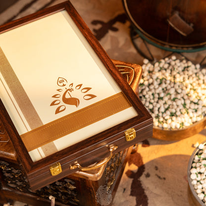 Veshti Box - Mayil Motif