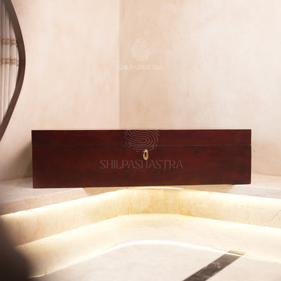 Hand Carved Mahogany Pallanguzhi Board – Babiya Crocodile Heritage Game for Home Decor & Gifting