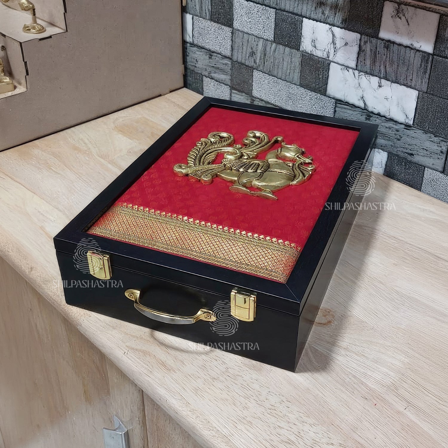 Premium Brass Annam Wedding Saree & Veshti Double Box – Traditional Gift Box (14 × 9 × 2.75 Inches)
